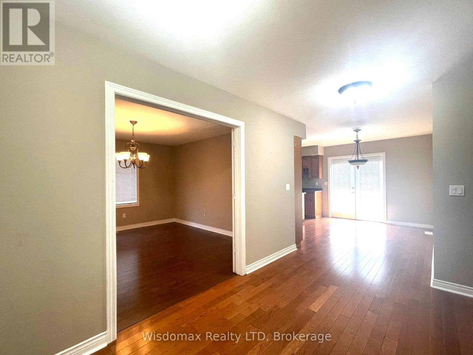 19 Chapel Hill Crescent, Welland, ON, L3C 6P9 - 4