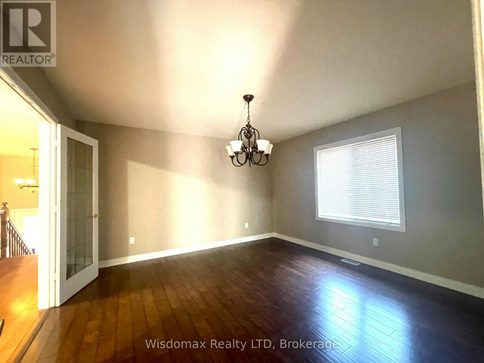 19 Chapel Hill Crescent, Welland, ON, L3C 6P9 - 15