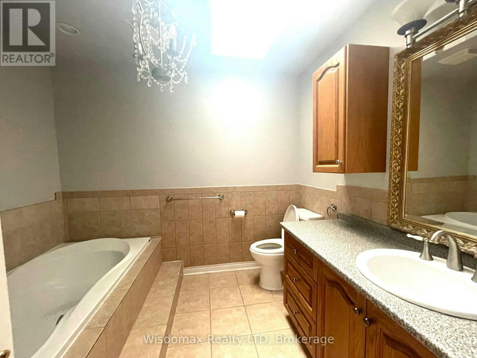 19 Chapel Hill Crescent, Welland, ON, L3C 6P9 - 9