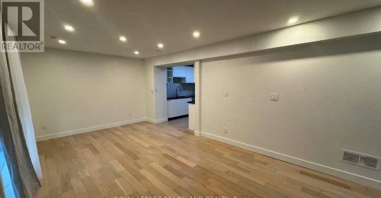 UPPER-19 Tardree Place, Toronto, ON, M1R 3X2 - 3
