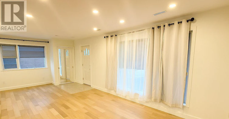 UPPER-19 Tardree Place, Toronto, ON, M1R 3X2 - 2
