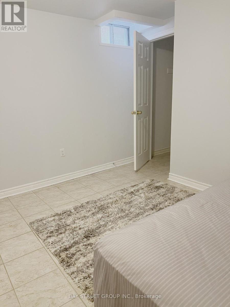 BSMT-96 Grandlea Crescent, Markham, ON, L3S 4A3 - 11