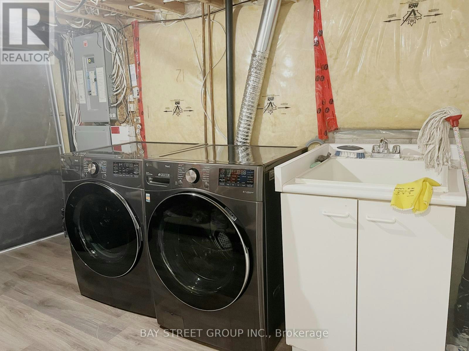 BSMT-96 Grandlea Crescent, Markham, ON, L3S 4A3 - 14