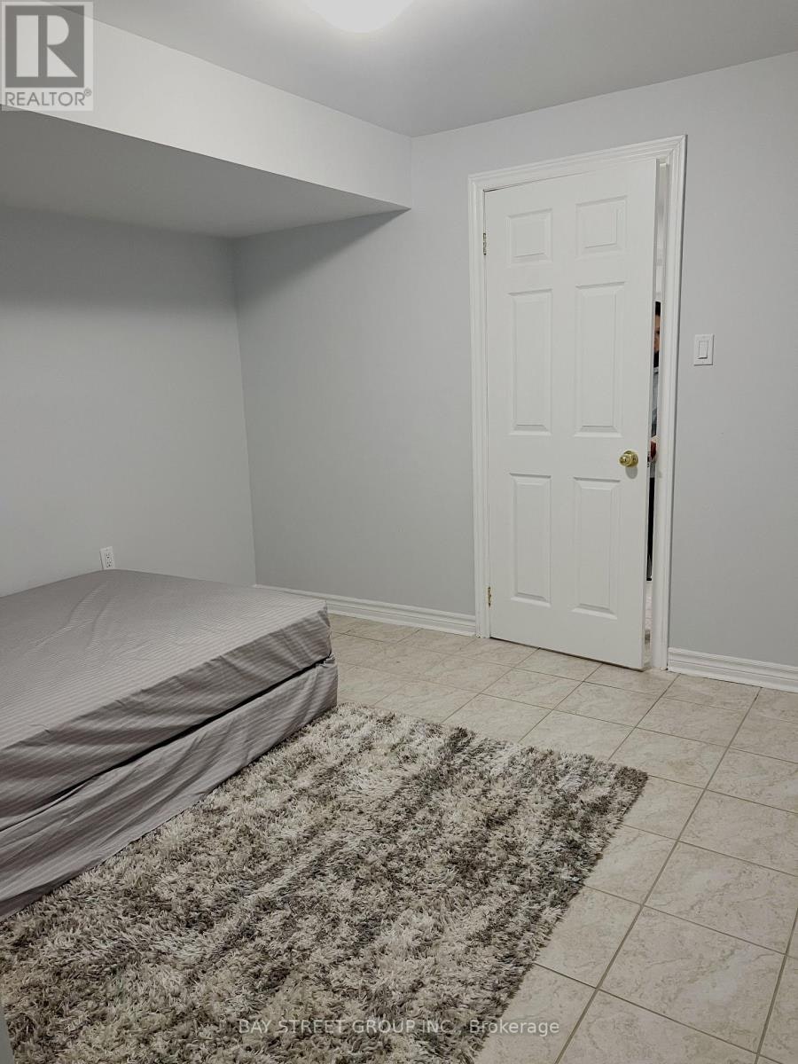 BSMT-96 Grandlea Crescent, Markham, ON, L3S 4A3 - 10