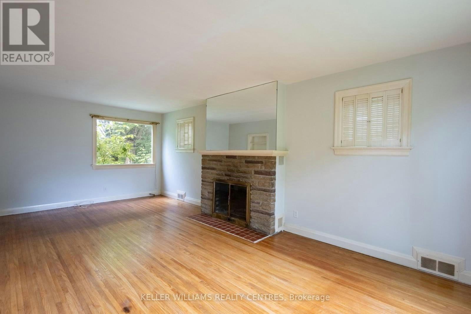 34 Cousins Drive, Aurora, ON, L4G 1B4 - 5