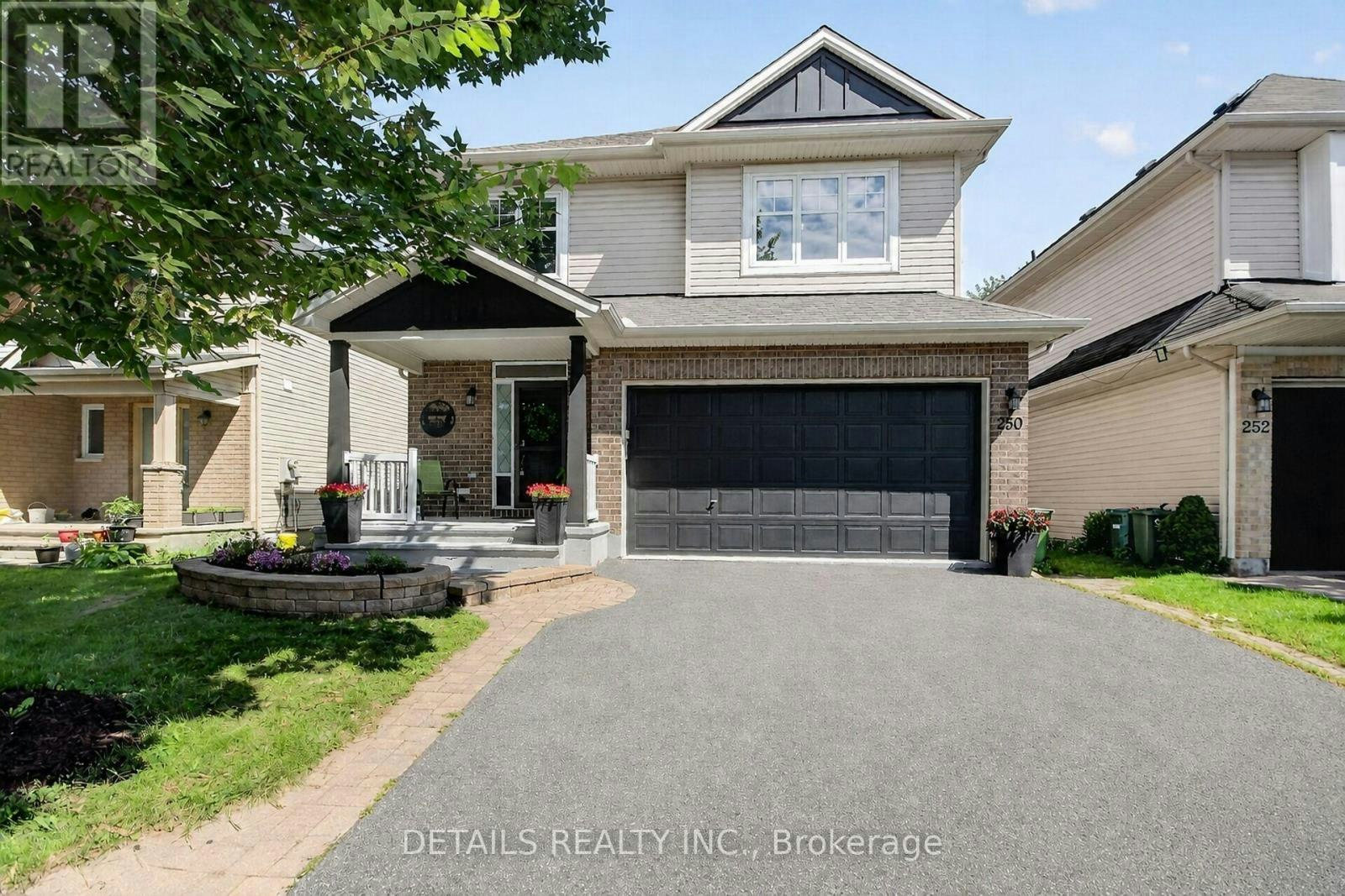 250 Flodden Way, Ottawa, ON, K2G 7E1