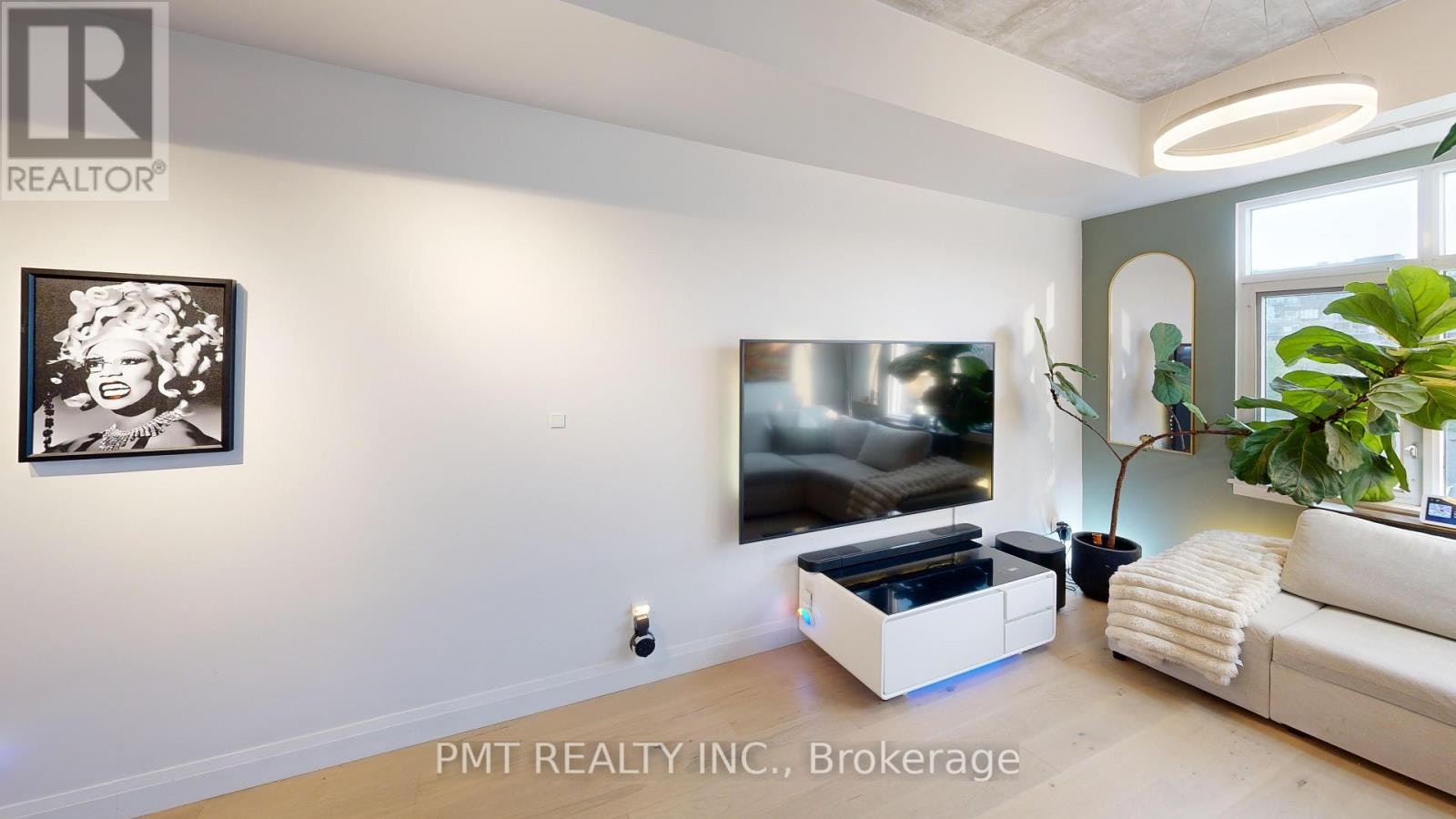 PH17-550 Front Street W, Toronto, ON, M5V 3N5 - 3