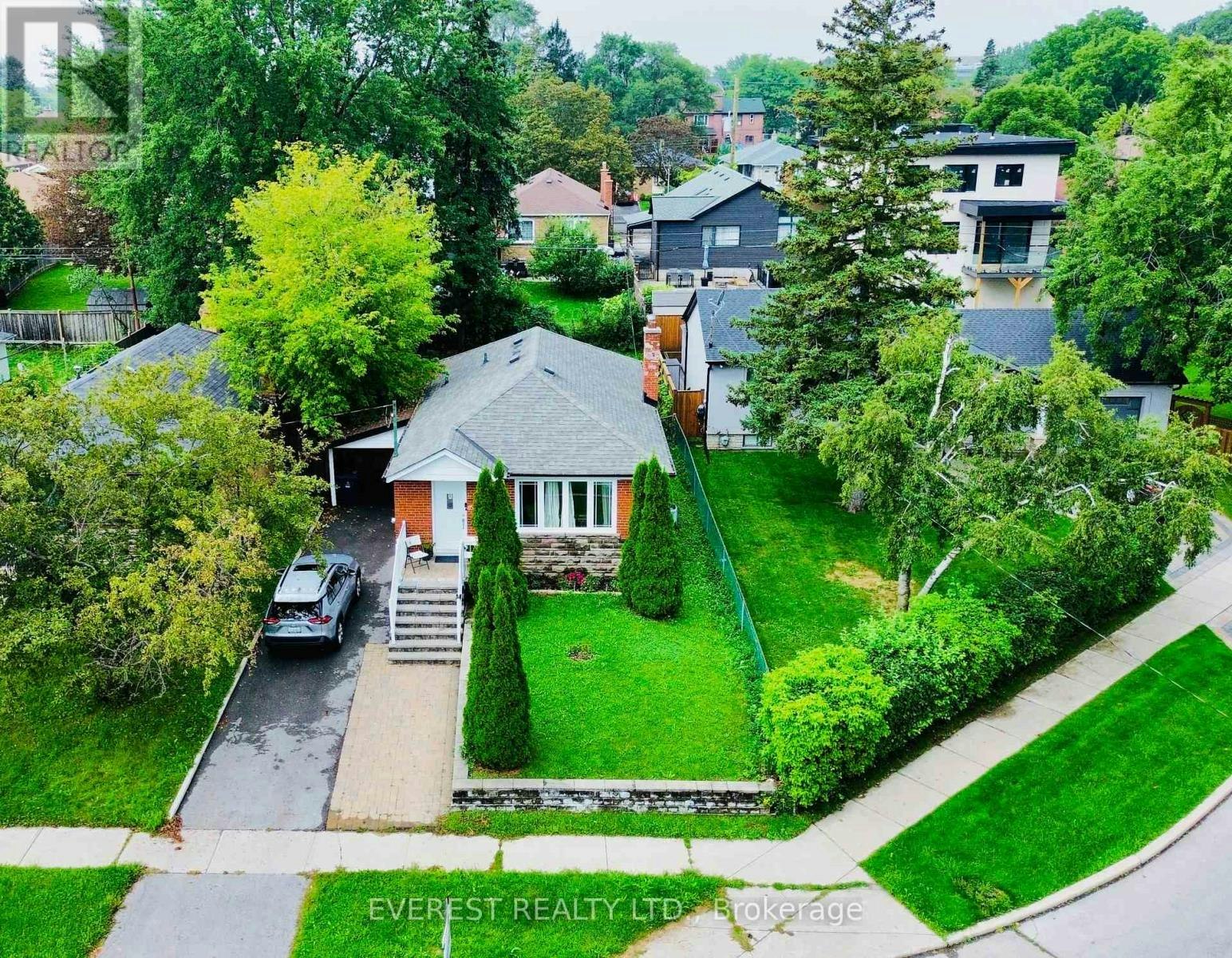 130 Portsdown Road, Toronto, ON, M1P 1V5