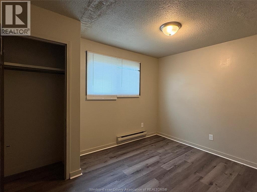 327 Curry, Windsor, ON, N9B 2B6 - 10
