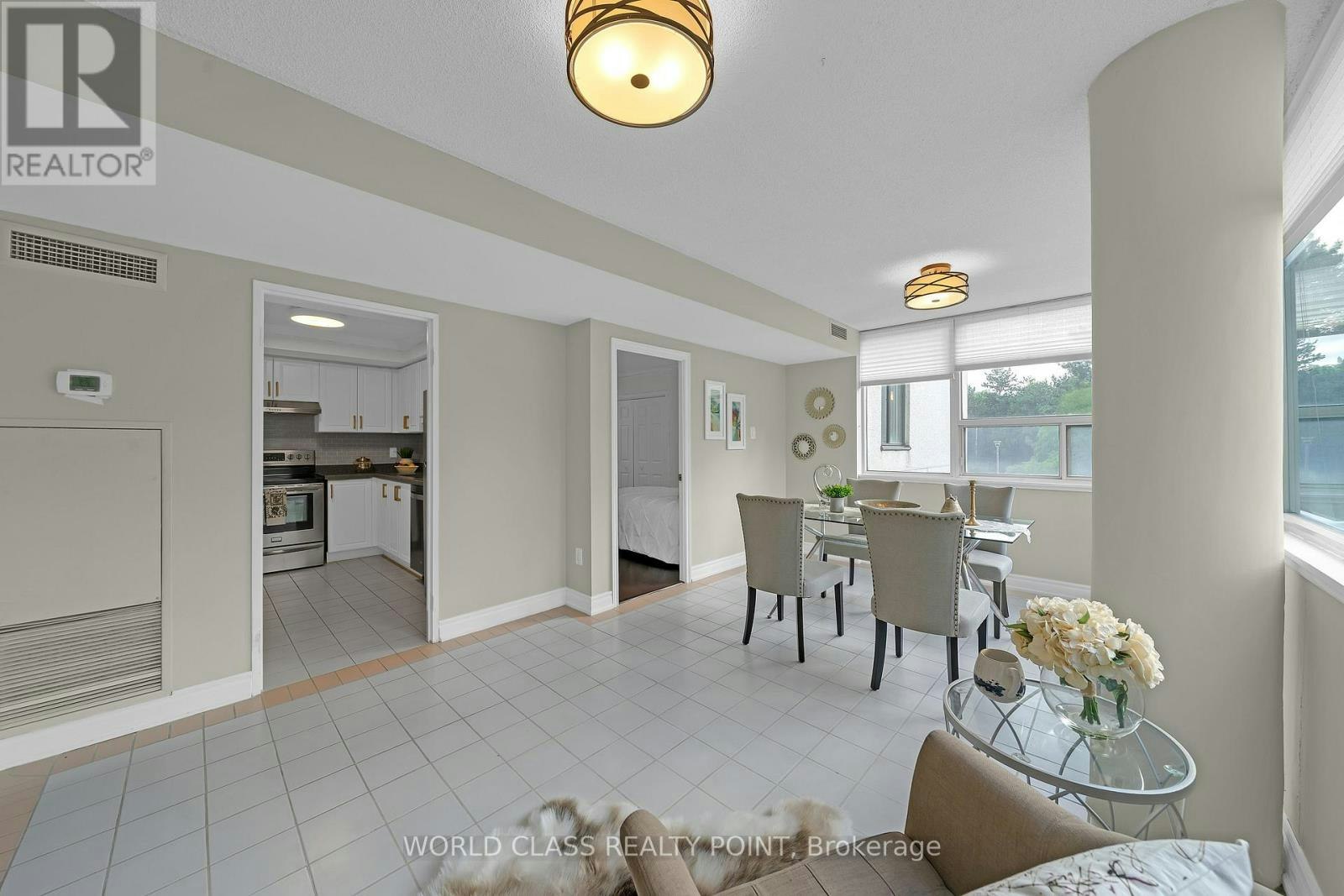 201-40 Harding Boulevard W, Richmond Hill, ON, L4C 9S5 - 16