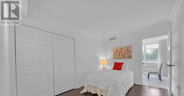 201-40 Harding Boulevard W, Richmond Hill, ON, L4C 9S5 - 9