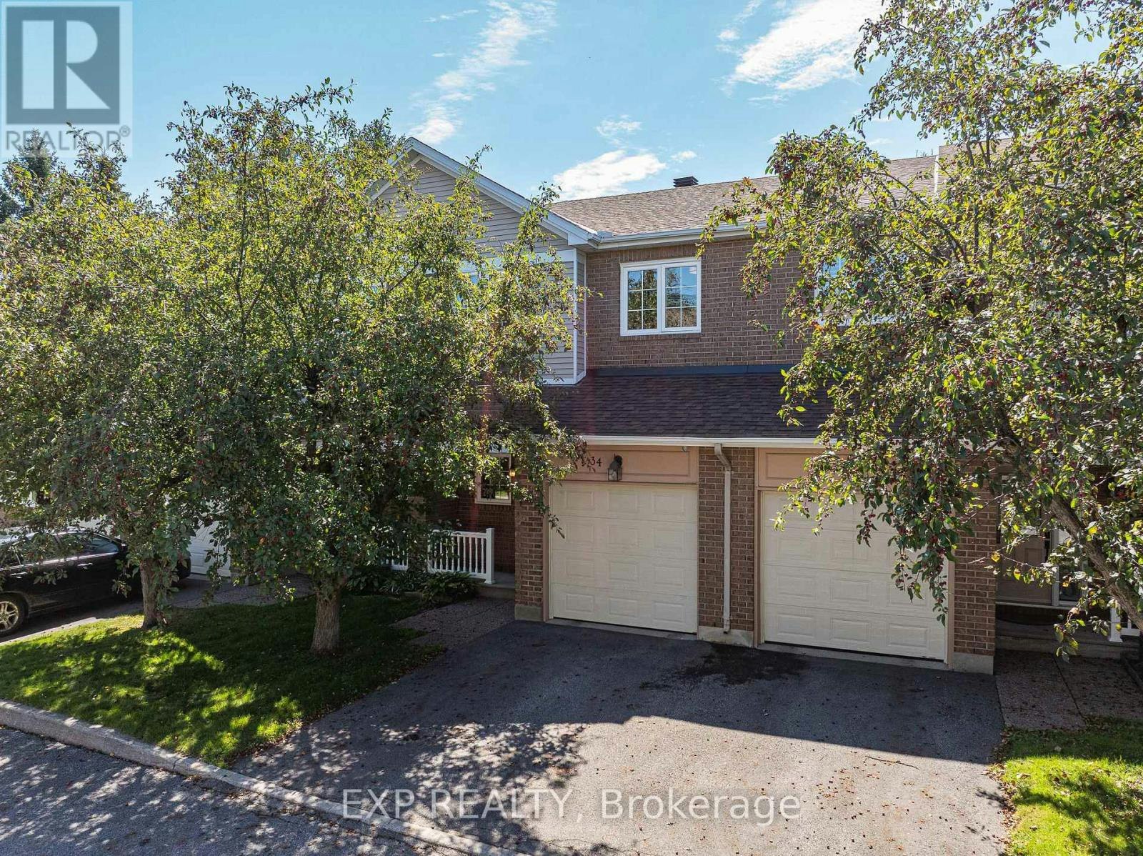34 Stonebriar Drive, Ottawa, ON, K2G 5X9