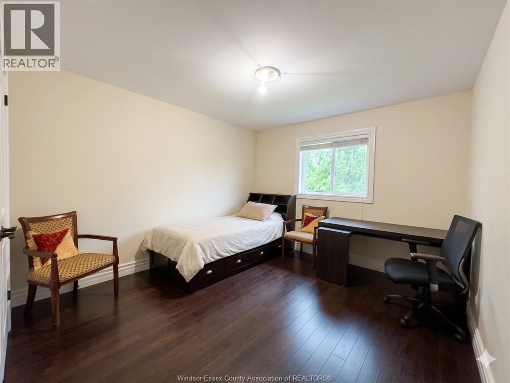 4033 Cosenza Street, Windsor, ON, N9G 0B2 - 10