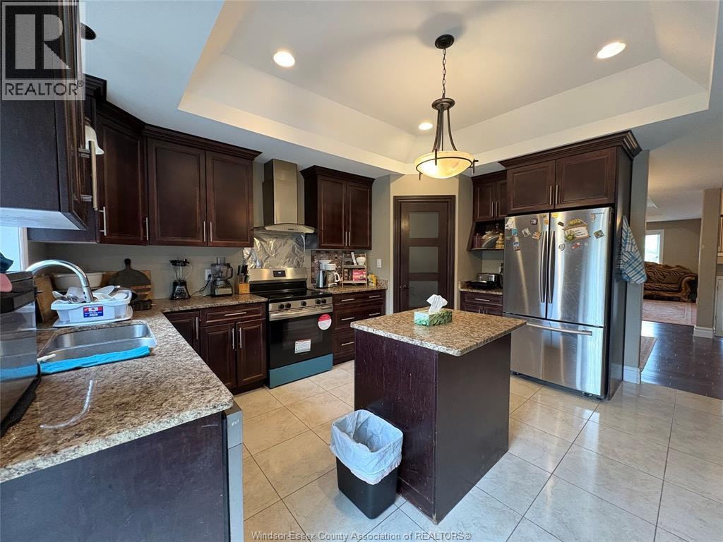 4033 Cosenza Street, Windsor, ON, N9G 0B2 - 6