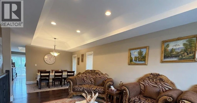4033 Cosenza Street, Windsor, ON, N9G 0B2 - 4