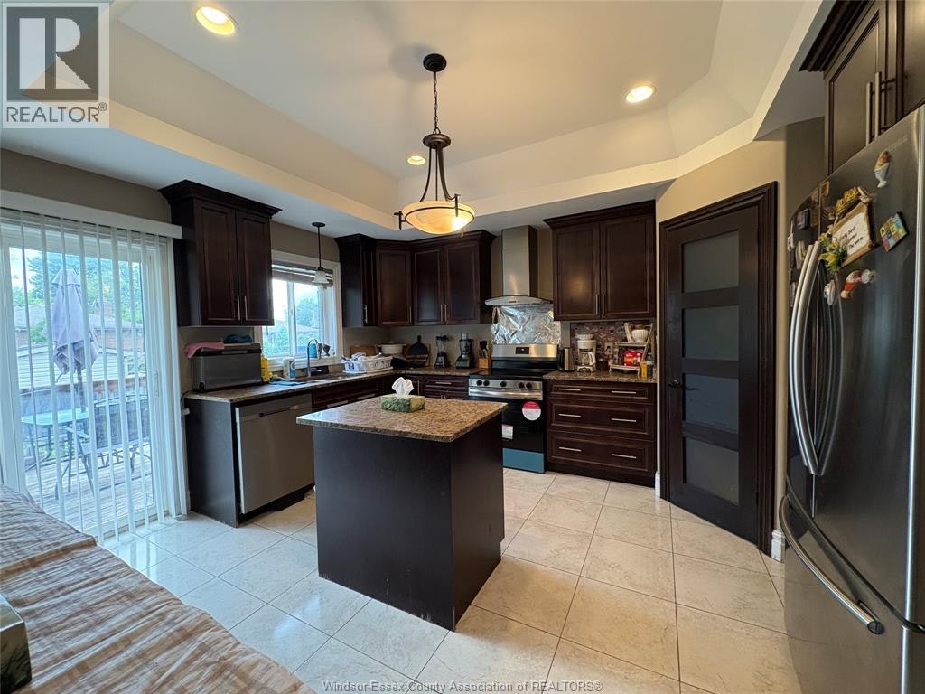 4033 Cosenza Street, Windsor, ON, N9G 0B2 - 7