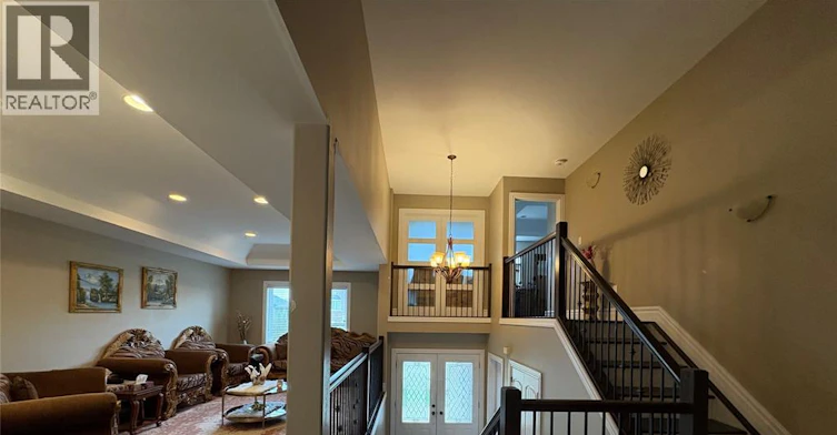 4033 Cosenza Street, Windsor, ON, N9G 0B2 - 2