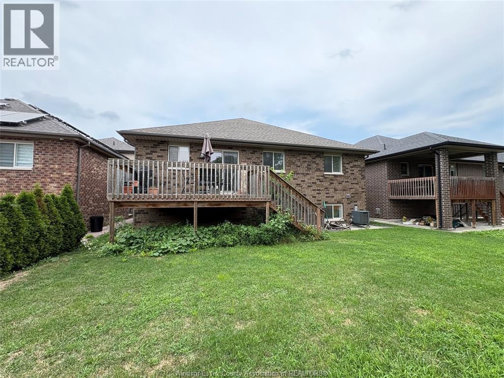 4033 Cosenza Street, Windsor, ON, N9G 0B2 - 27
