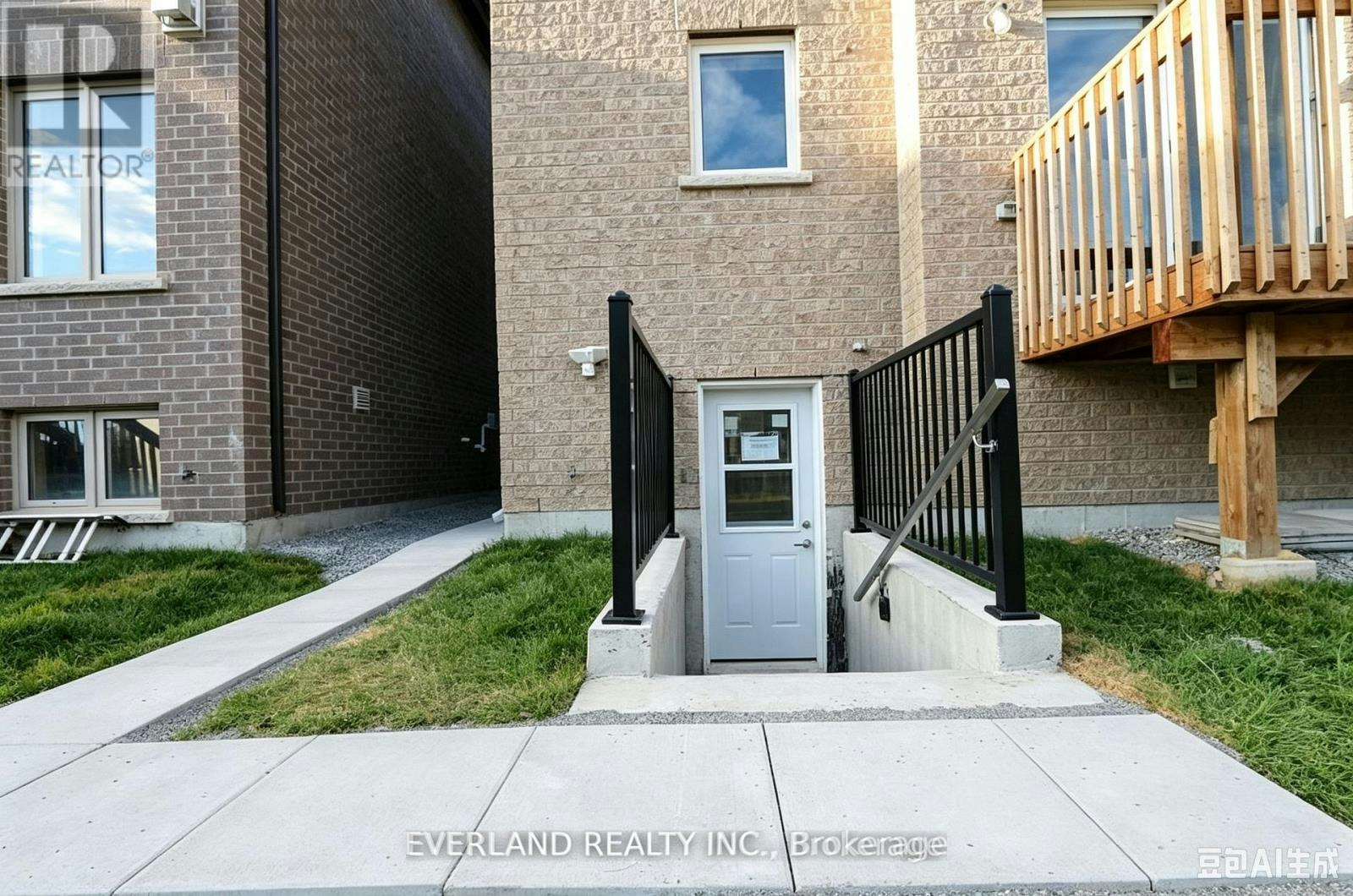 21 Kenneth Ross Bend, East Gwillimbury, ON, L9N 0T7