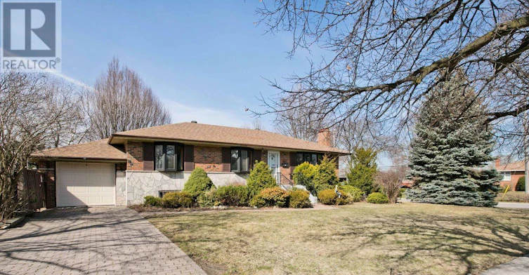 67 Elvaston Drive, Toronto, ON, M4A 1N5 - 3