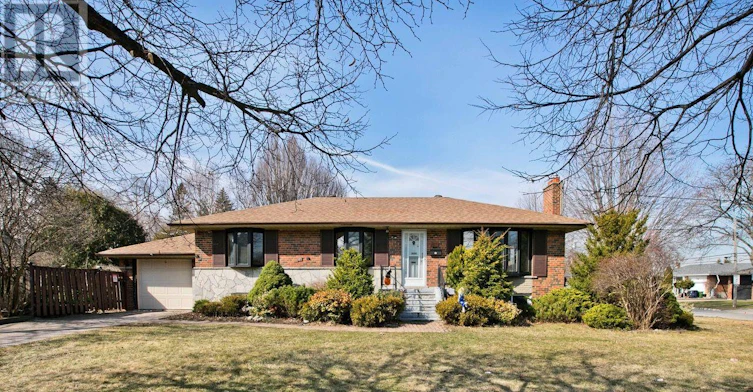 67 Elvaston Drive, Toronto, ON, M4A 1N5 - 5