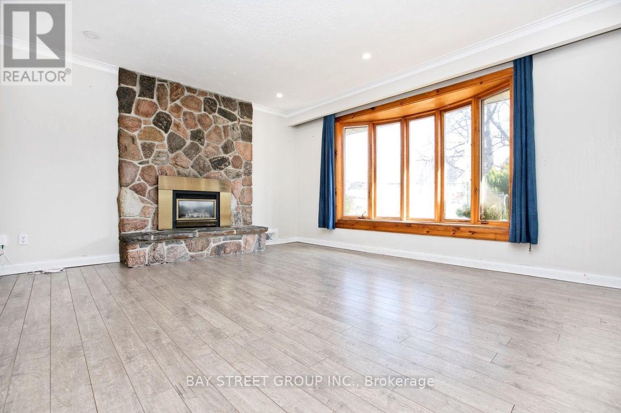 67 Elvaston Drive, Toronto, ON, M4A 1N5 - 7
