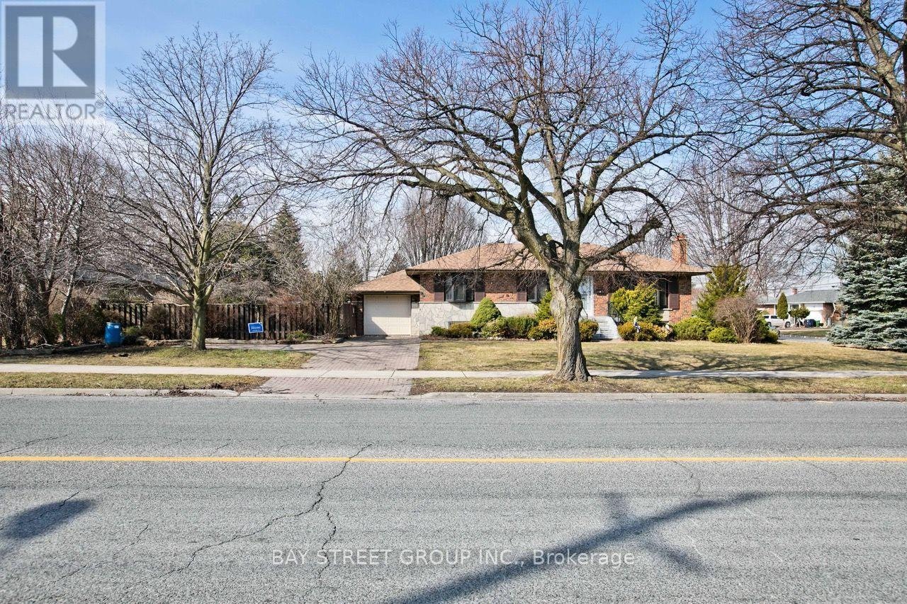 67 Elvaston Drive, Toronto, ON, M4A 1N5