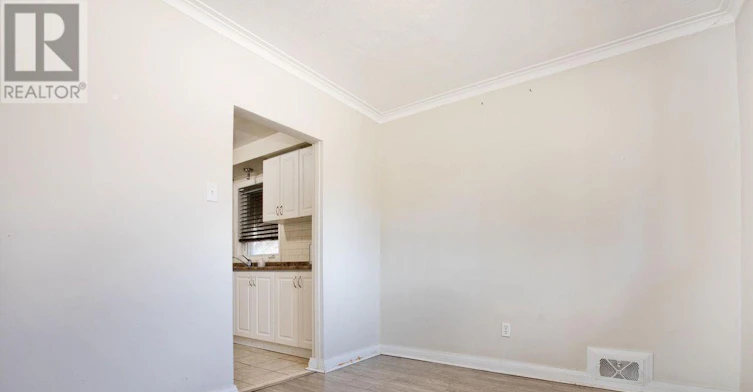 67 Elvaston Drive, Toronto, ON, M4A 1N5 - 10