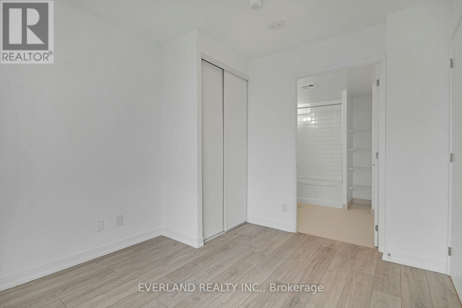 420-3100 Keele Street, Toronto, ON, M3M 0E1 - 18
