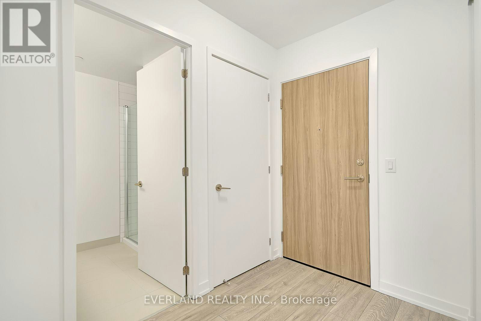 420-3100 Keele Street, Toronto, ON, M3M 0E1 - 3