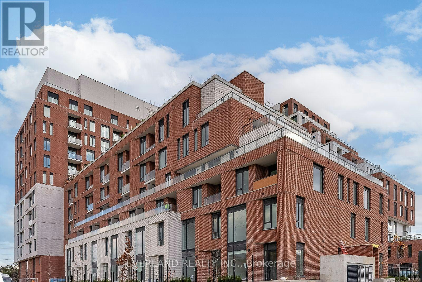 420-3100 Keele Street, Toronto, ON, M3M 0E1