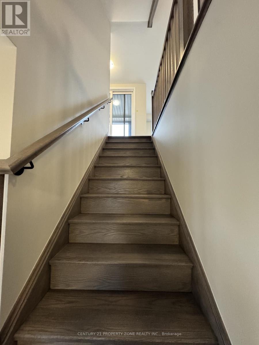 2 Westway Drive, Brampton, ON, L7A 5M6 - 9