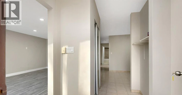 LOWER-10820 Mulberry Drive, Windsor, ON, N8R 1H8 - 3