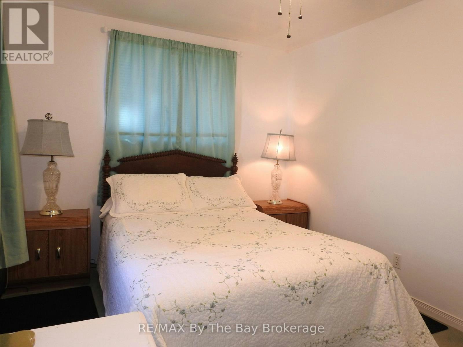 1345 Mosley Street, Wasaga Beach, ON, L9Z 2C7 - 9