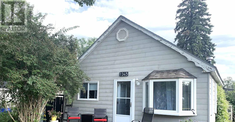 1345 Mosley Street, Wasaga Beach, ON, L9Z 2C7 - 2