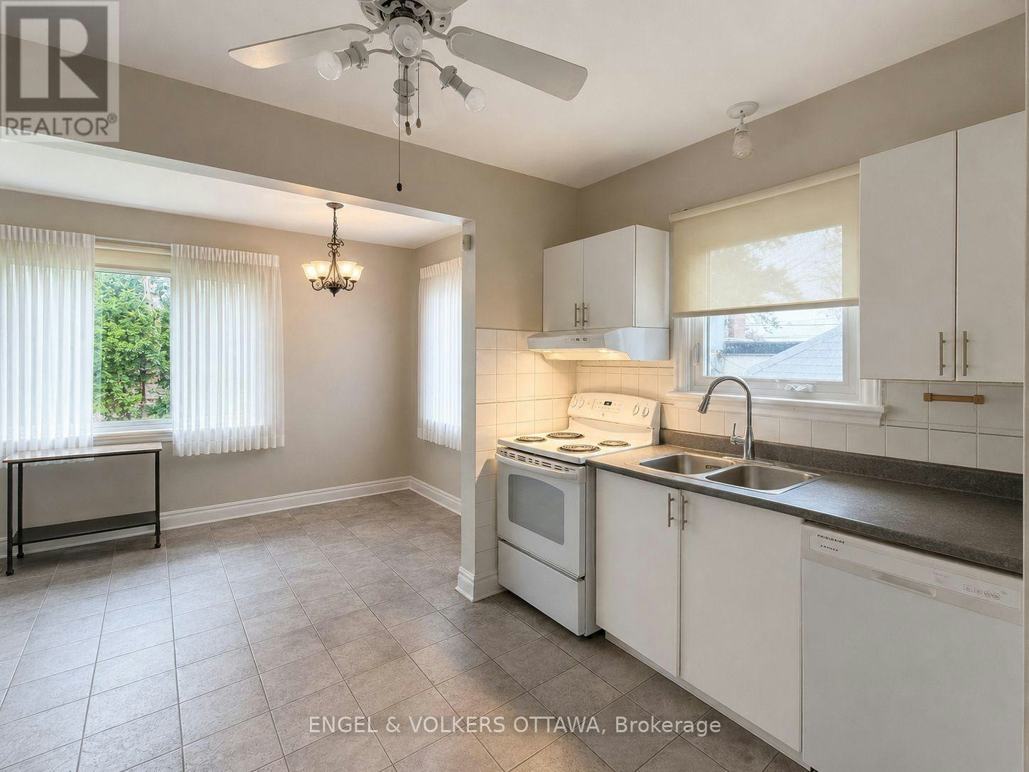 1216 Ridgemont Avenue, Ottawa, ON, K1V 6E7 - 8