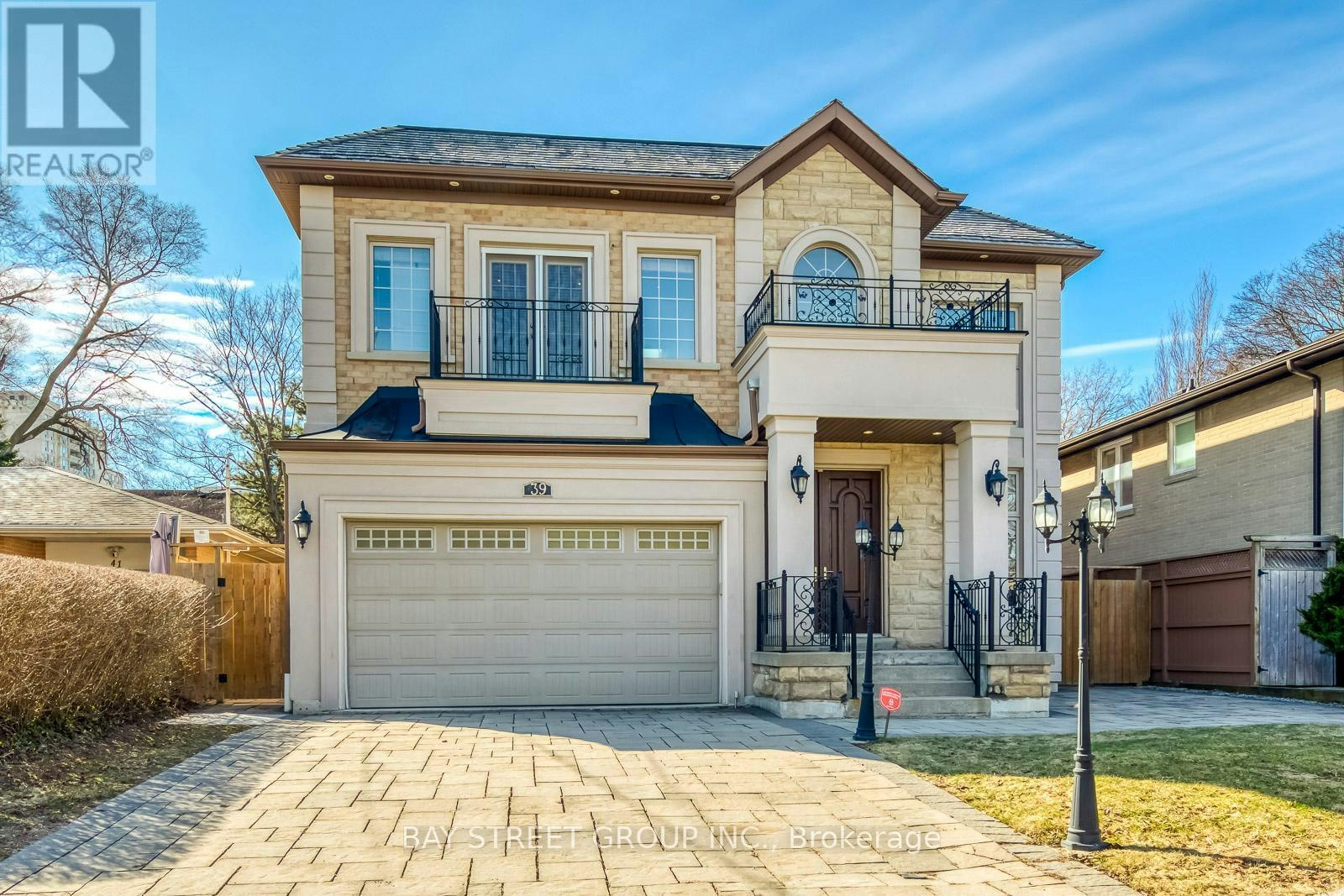 39 Foxwarren Drive, Toronto, ON, M2K 1L1