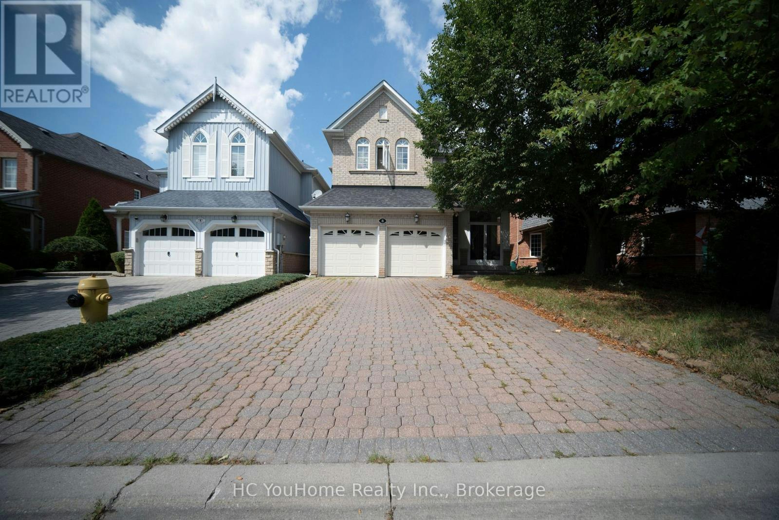 8 Briar Path Lane, Markham, ON, L6C 2C1