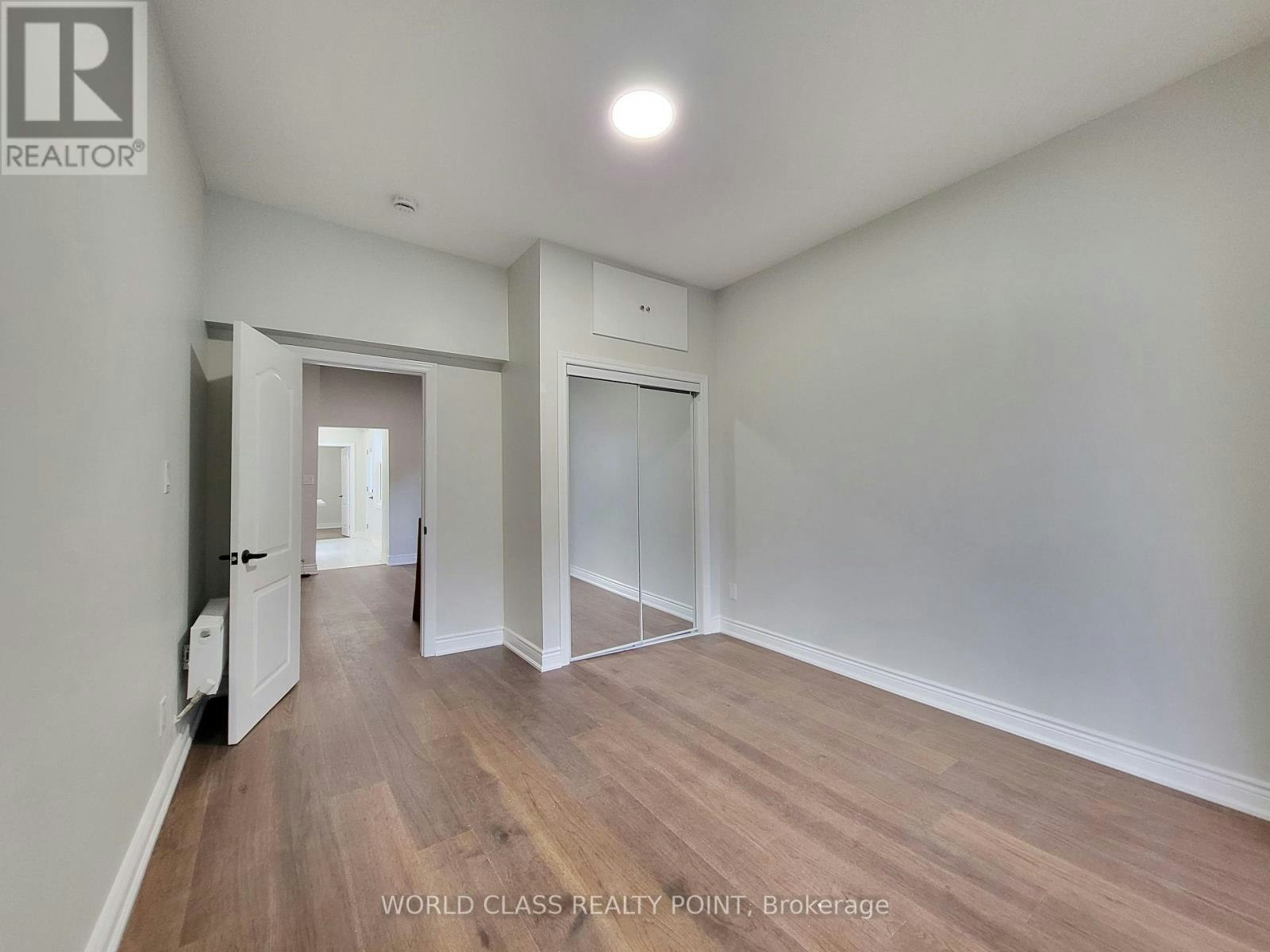 MAIN-49 Vine Avenue, Toronto, ON, M6P 1V6 - 12