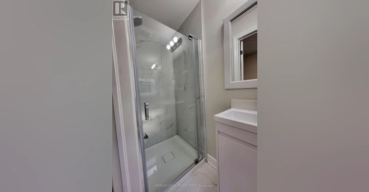 MAIN-49 Vine Avenue, Toronto, ON, M6P 1V6 - 17