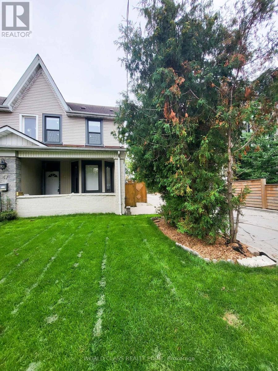 MAIN-49 Vine Avenue, Toronto, ON, M6P 1V6