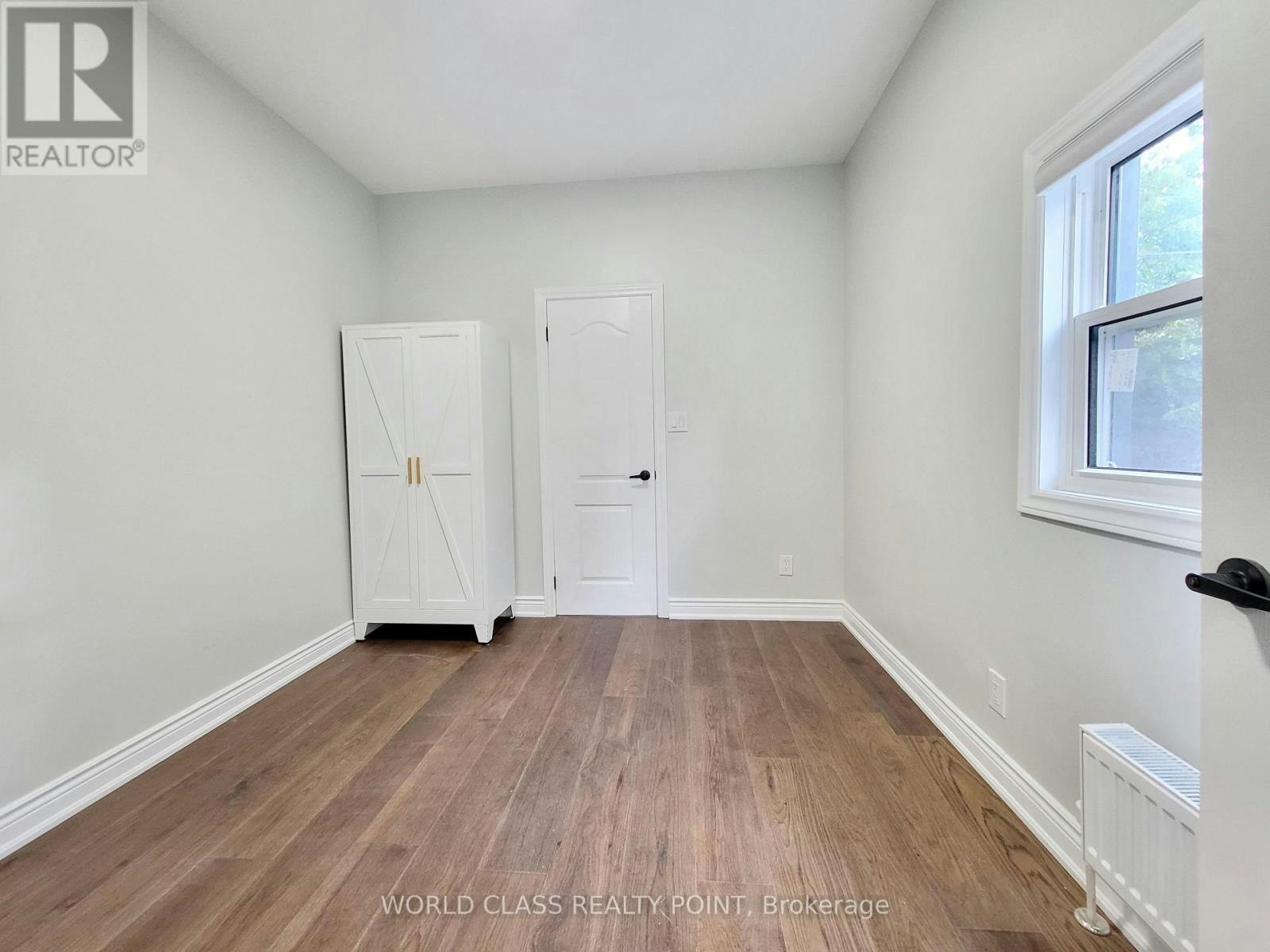 MAIN-49 Vine Avenue, Toronto, ON, M6P 1V6 - 15