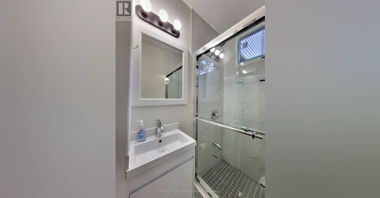 MAIN-49 Vine Avenue, Toronto, ON, M6P 1V6 - 19