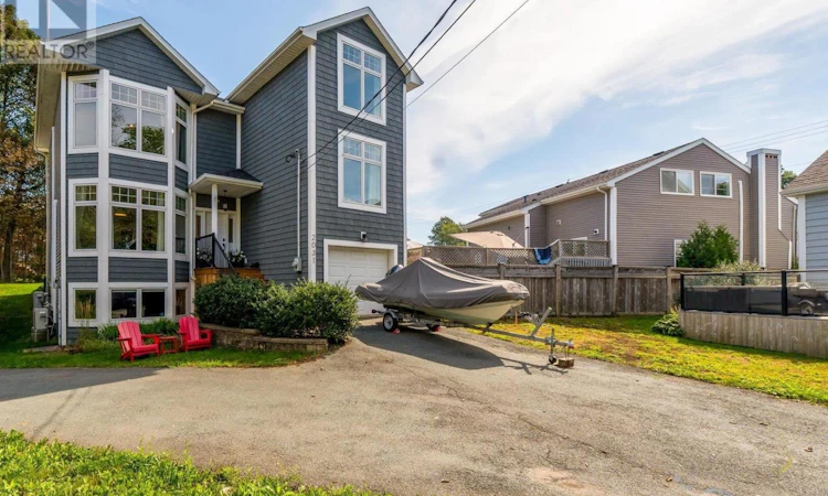 2031 Quinn Street