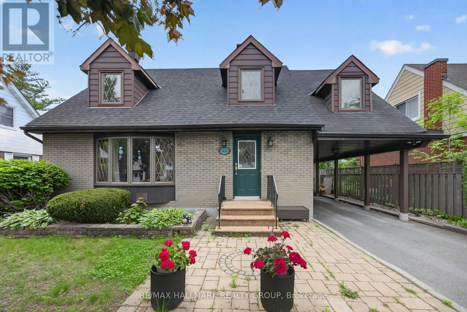 1416 Woodward Avenue, Ottawa, ON, K1Z 7W1