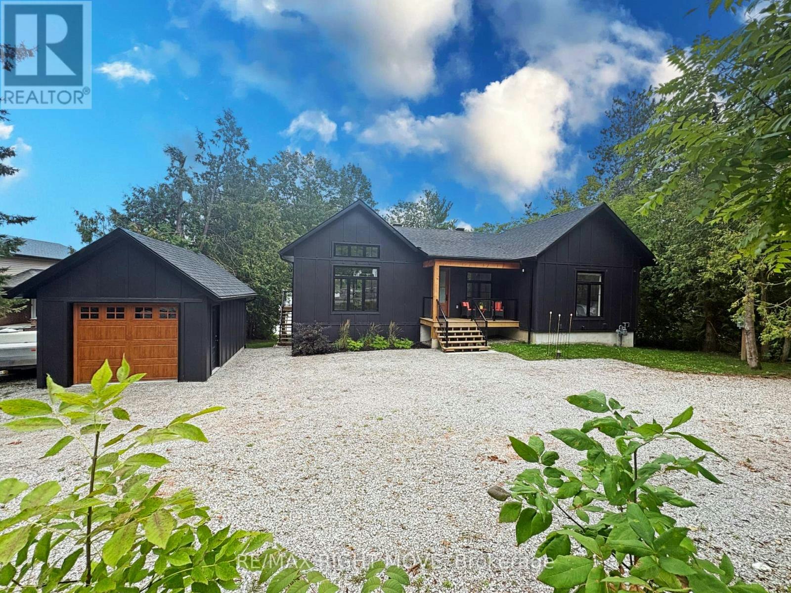 1290 A 15 Line N, Oro-Medonte, ON, L3V 8C6