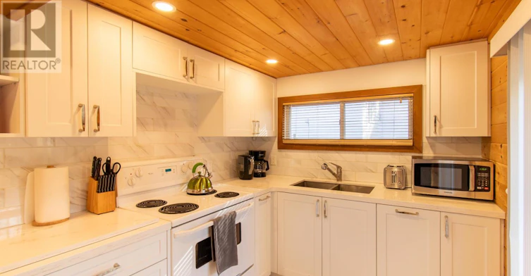 98 33rd Street N, Wasaga Beach, ON, L9Z 2B9 - 25