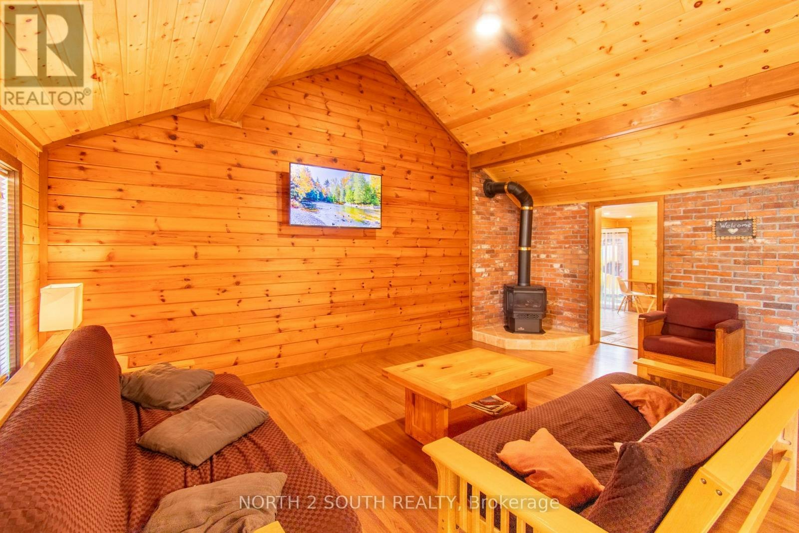 98 33rd Street N, Wasaga Beach, ON, L9Z 2B9 - 14