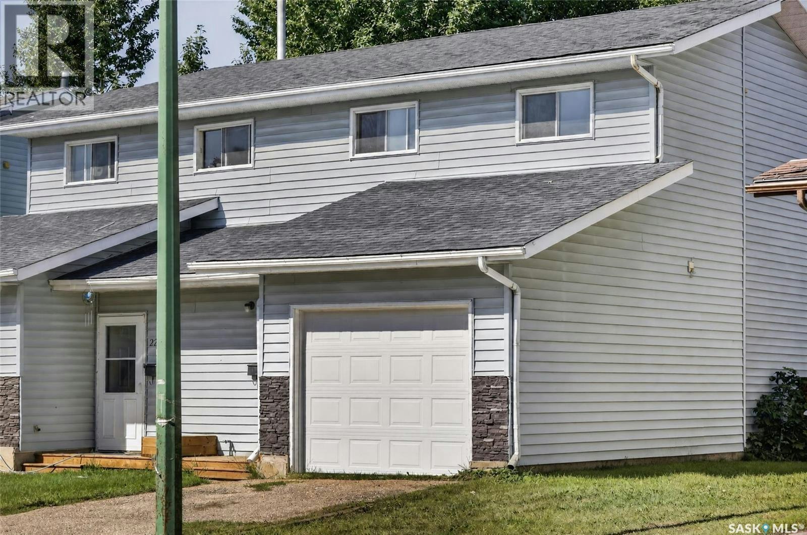 223-225 Wakabayashi Way, Saskatoon, SK, S7K 7M4