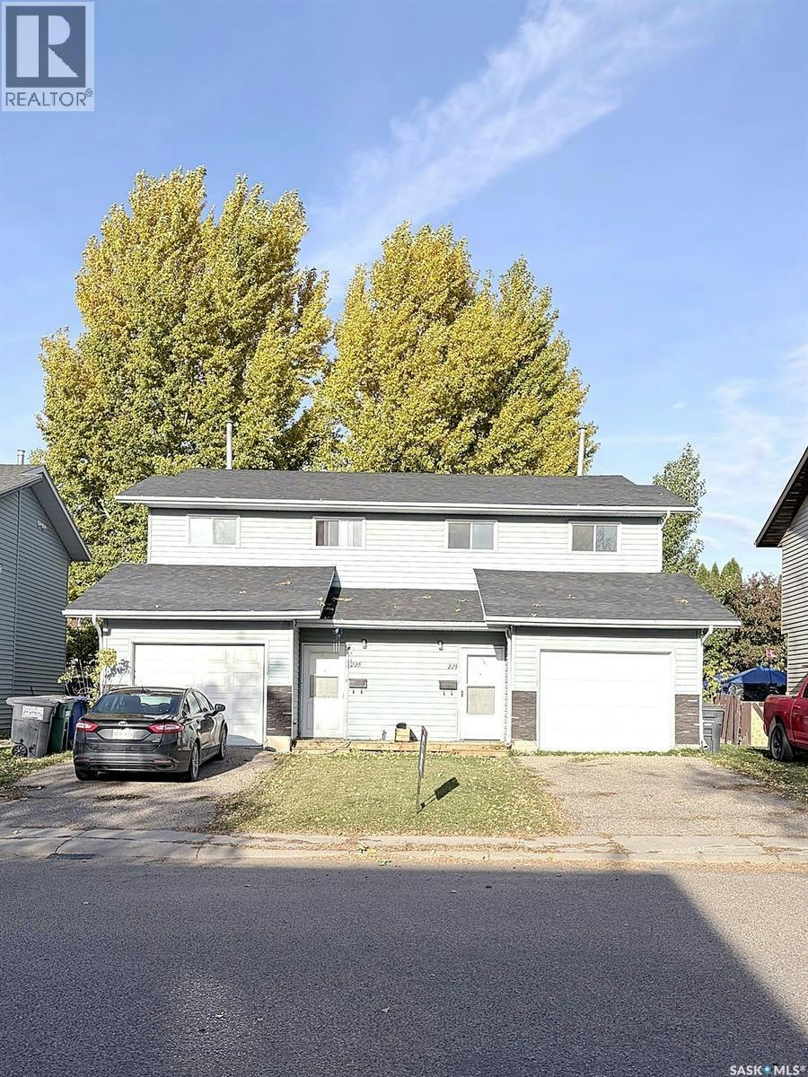 223-225 Wakabayashi Way, Saskatoon, SK, S7K 7M4